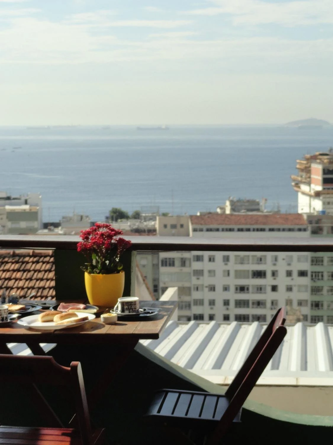 Sunset at Morro da Babilônia - Barbecue & Authentic Vibe - Image